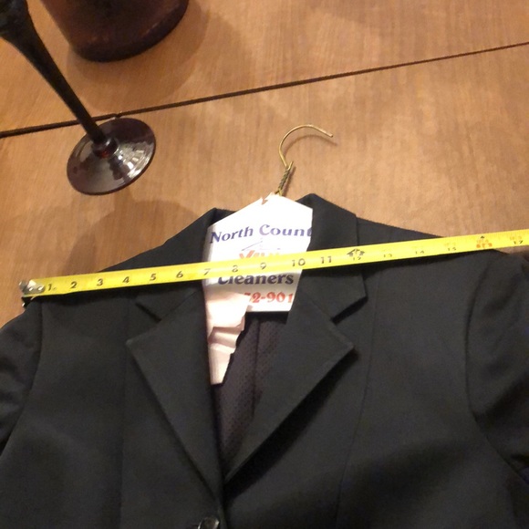 Cynthia Munro Hadfield’s LTD Equestrian Riding Jacket - Picture 12 of 15